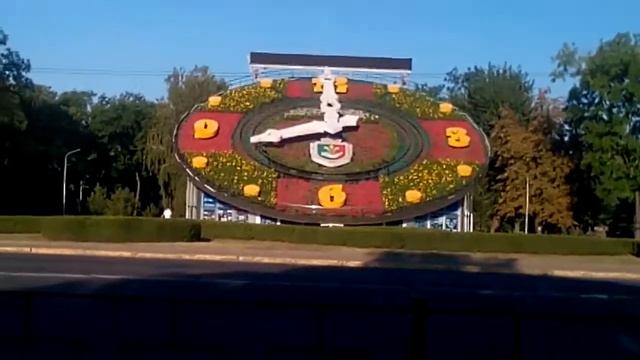 Кривой Рог Цветочные часы города. смотреть онлайн