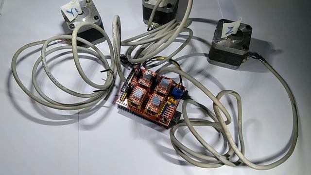 Arduino Uno + CNC Shield V3 смотреть онлайн