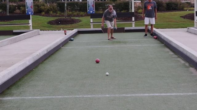 Episode 34 - How To Play Bocce at Carolina Arbors смотреть онлайн