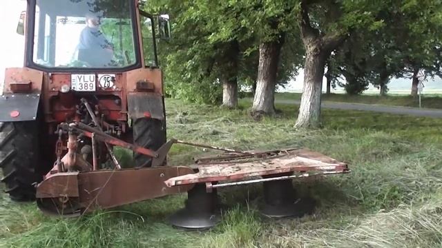 Mähen/Mowing Mtz/Belarous 80+ zts 165 lucerna/alfalfa/luzerne смотреть онлайн