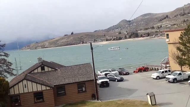 A Windy Day on Lake Chelan смотреть онлайн