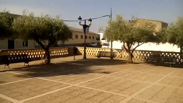 EA2DJK/P IGLESIA SANTIAGO APÓSTOL MVBA-0400 - DME-06132 - TORRE MAYOR - BADAJOZ смотреть онлайн
