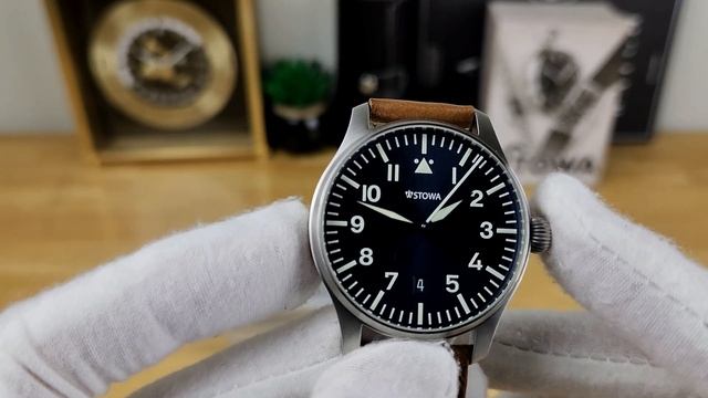 A Special Pilot Watch from STOWA - Flieger Classic Blue (Limited) Review смотреть онлайн