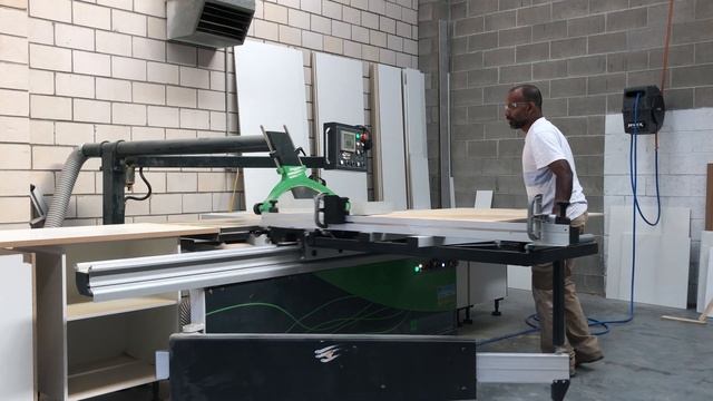 sliding table saw смотреть онлайн