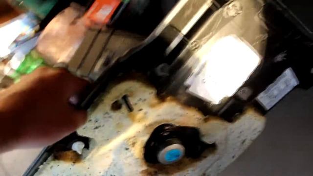 Taking Out the "Rear Door Cards" on the E46 M3 to Save Weight! смотреть онлайн