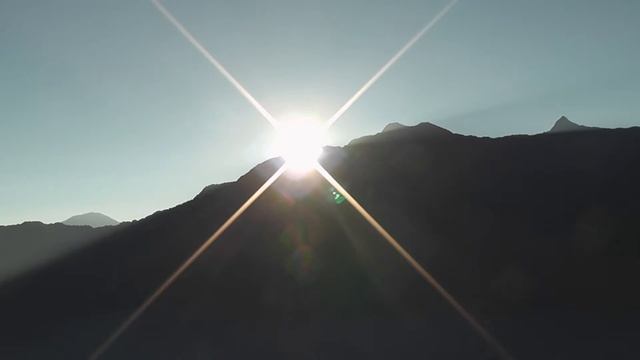 Lin Institute - Observation of Alishan Sunrise in Yushan National Park смотреть онлайн