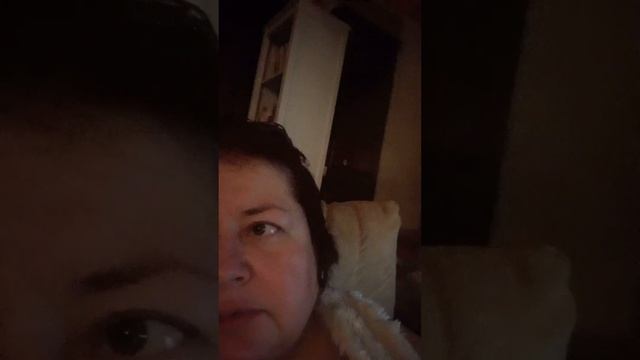 Настюш, хочешь- звони маме в любое время дня и ночи, утром вечером. Мама всегда тебя ждет. И приде смотреть онлайн