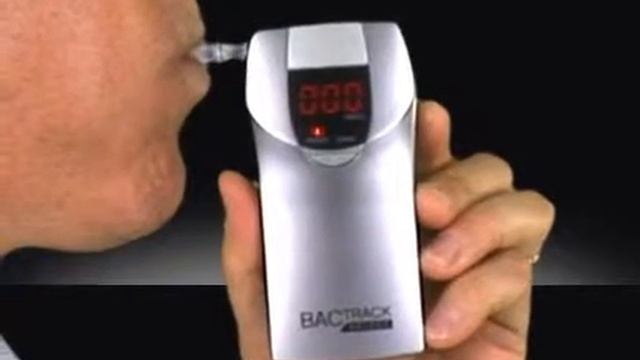 BacTrack S50 Breathalyzer Instructional Video смотреть онлайн