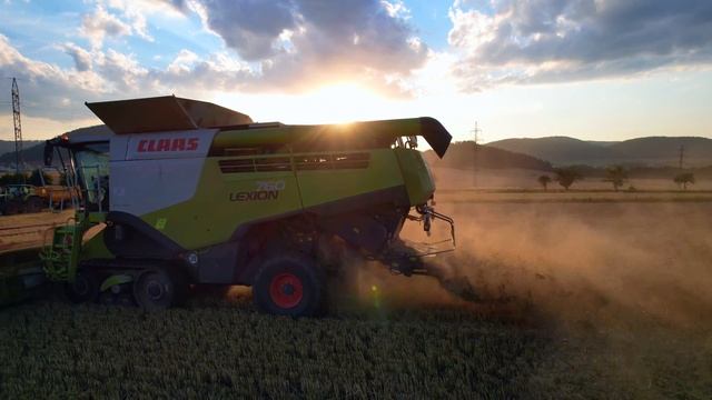 ŽNĚ 2021/Epic sunset Harvest Time / DJI AIR 2s (4K) смотреть онлайн