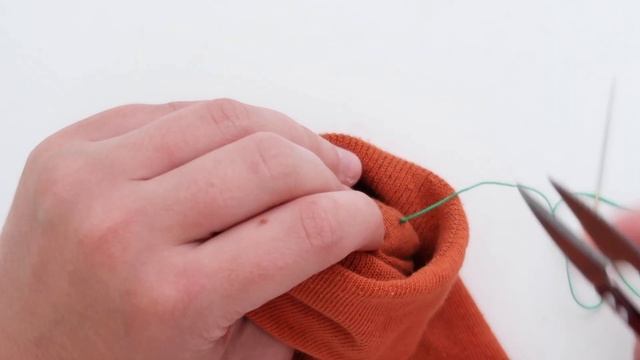Repair a hole in your sock (Using darning technique) смотреть онлайн