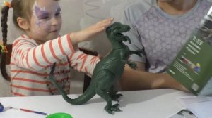 Динозавры  Динозавры игрушки  распаковка игрушки динозавра для детей
