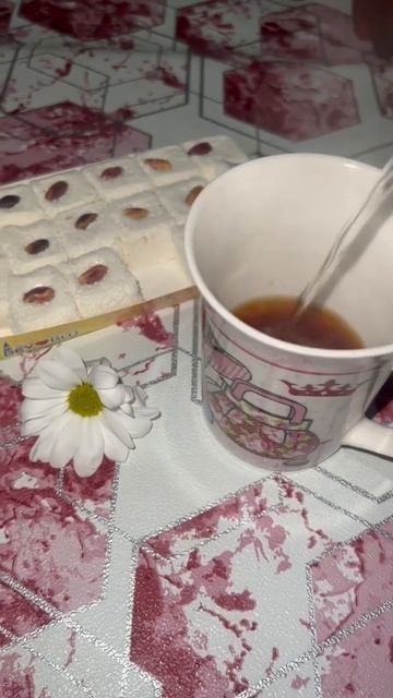 До Сухура ещё много времени 😍 надо пить чай 😇 смотреть онлайн