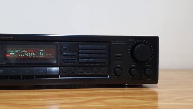 Onkyo TX-9021  Quartz Synthesized Tuner Amplifier