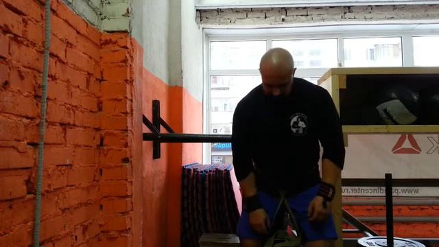 Брусья с весом 80кг х4 тотал 208 смотреть онлайн