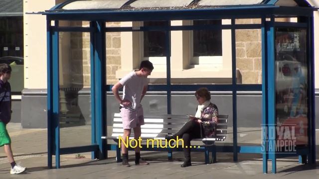 PEEING Your Pants Prank смотреть онлайн