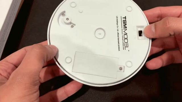 Unboxing & Review of Mini GT 5" Display Turntable Liberty Walk Type A смотреть онлайн
