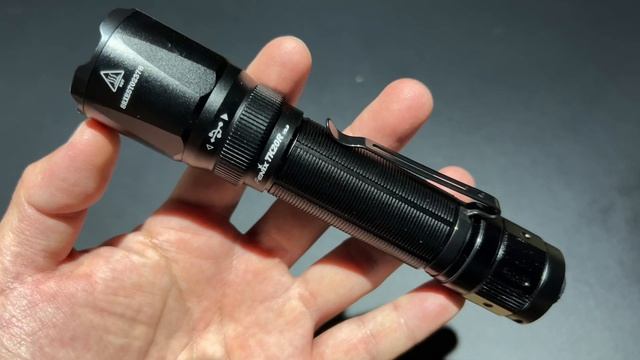 FENIX TK20R V2.0 / อัพเกรดใหม่ แรงขึ้น ดีกว่าเดิม สวิชง่ายไม่สับสน