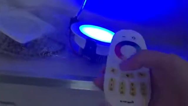 RGB led downlight controlled by 2.4G RF remote смотреть онлайн
