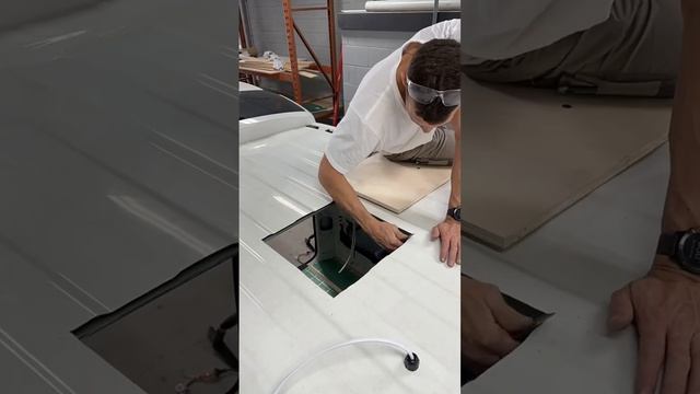 Maxx air fan install #shorts #campervanbuild #diyvanconversion #diyvanbuild смотреть онлайн
