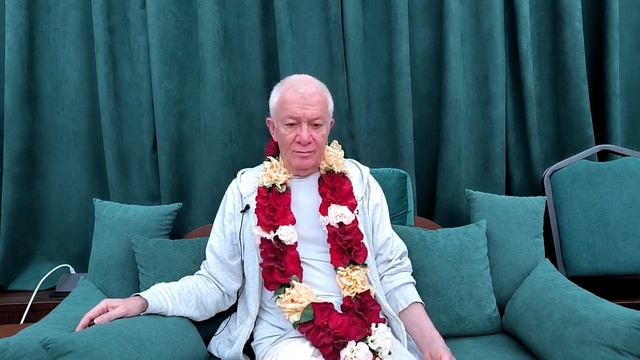 01/02/2025 Шримад-Бхагаватам 11.15.14. Е.М. Чайтанья Чандра Чаран прабху. Вриндаван Парк смотреть онлайн