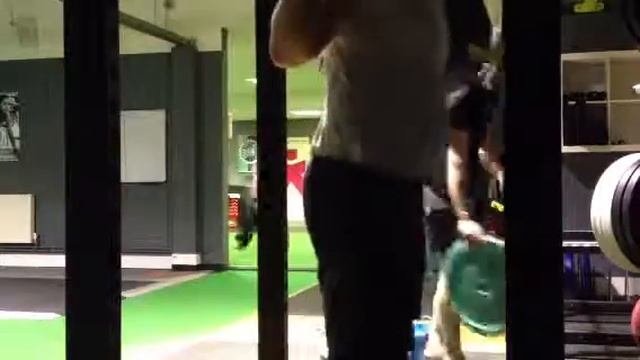 140 x3 paused смотреть онлайн