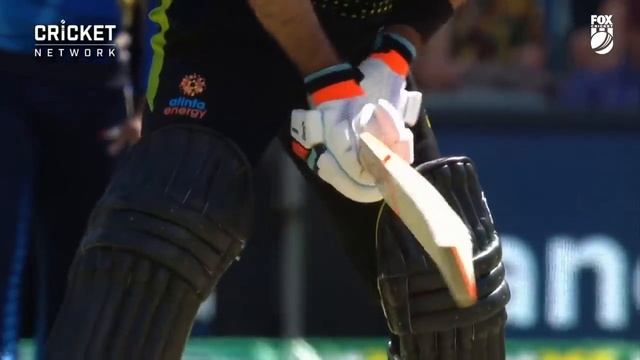 Maxwell magic during inventive T20I knock смотреть онлайн