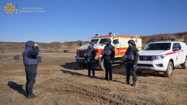 м. Маріуполь: у житловому будинку виявили підозрілий предмет смотреть онлайн