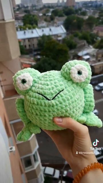 ВЯЖУ ИГРУШКИ ССЫЛКА НА ИНСТАГРАМ В КОММЕНТАРИЯХ #ВЯЗАНИЕ #вязаныеигрушки #подарокподруге #вязание смотреть онлайн