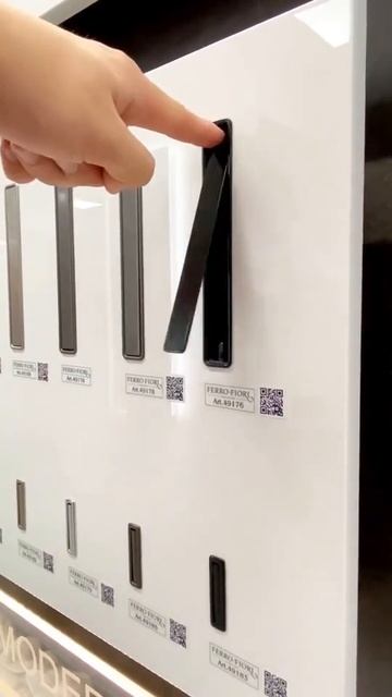 НАТИСКАЙ ☝ Меблеві ручки Ferro Fiori #shorts #design #furniture смотреть онлайн