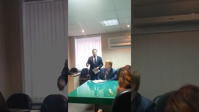 Игорь Владимирович Бабкин рассказывает про МФЦ/ www.krasnoturinsk.info смотреть онлайн