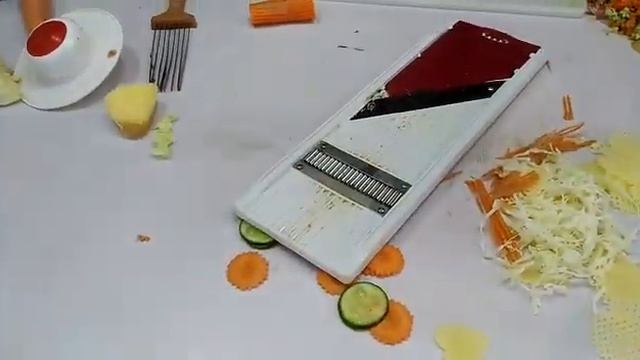 DM SALAD CUTTER CHIPSER смотреть онлайн