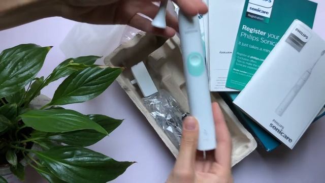 Звукова електрична зубна щітка Philips Sonicare ProtectiveClean 4300 НХ6807/04 смотреть онлайн