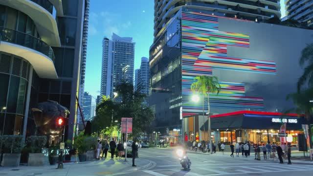 Америка - Майями смотреть онлайн