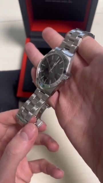 Стильные часы от Tissot #poizon #tissot #watch смотреть онлайн