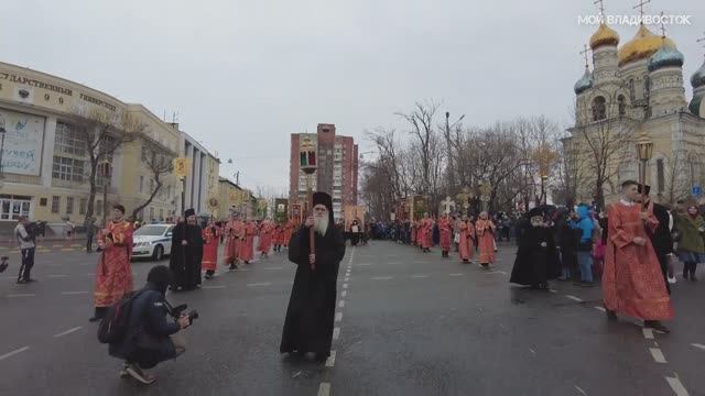Владивосток,Крестный ход (16 апреля 2023). смотреть онлайн