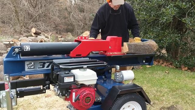 On The Fly Review of Iron and Oak 37 Ton Log Splitter смотреть онлайн