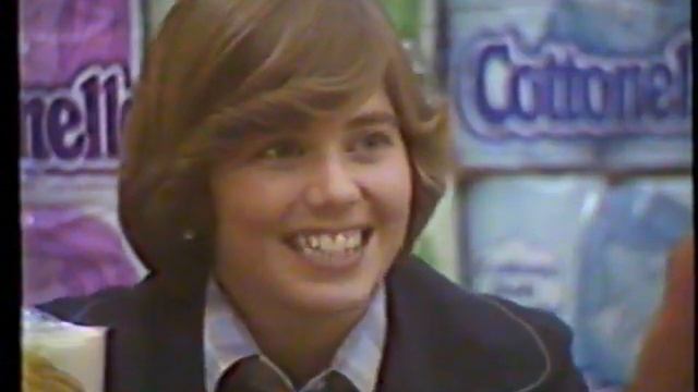 1977 Cottonelle Bathroom Tissue "Hidden Camera interviews" TV Commercial смотреть онлайн