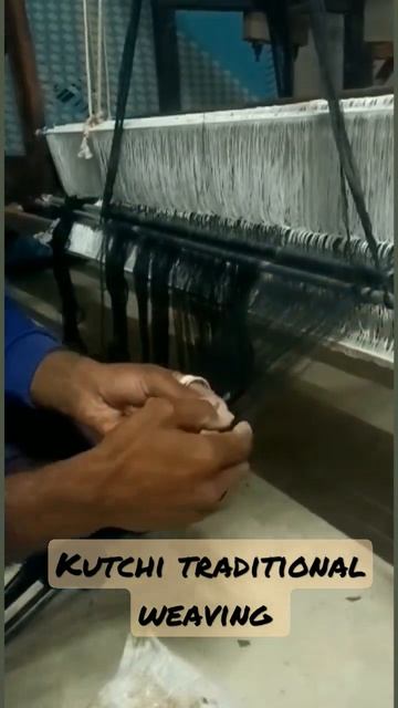 Yarn weaving #shorts #youtubeshorts #short смотреть онлайн