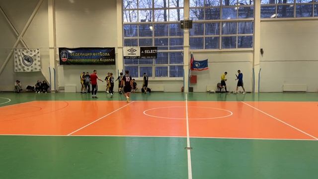 1 тур ВЛДФ WINTER CUP MAMONT DISTRO. Группа A. MFC Ultra-2 - FC Korolev смотреть онлайн