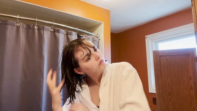 how i wash and style my hair | 2C low porosity hair смотреть онлайн