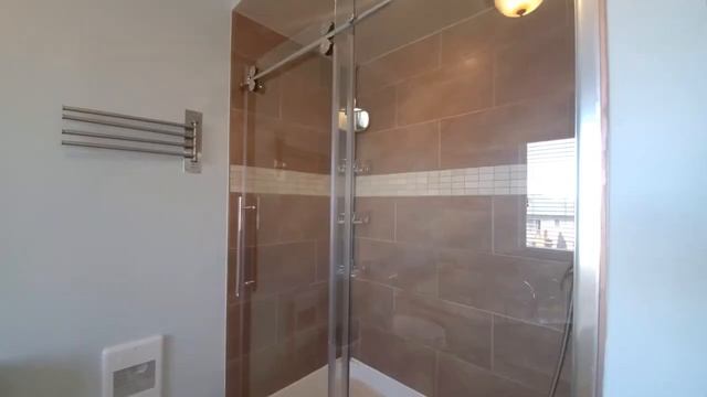 Vidéo promo 68 rue Phaneuf, Saint Jean Sur Richelieu смотреть онлайн