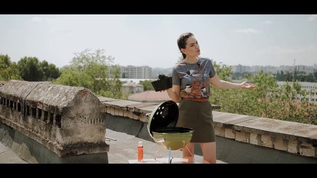 Weber Smokey Joe Premium. La grătar ca la sărbătoare. смотреть онлайн