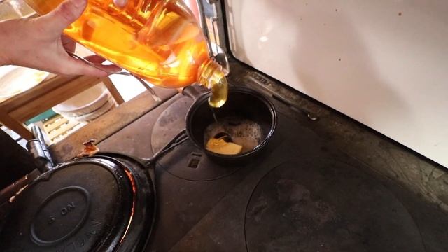 Cooking with a 90 Year Old Waffle Iron on a Wood Cookstove | Banana, Honey Caramel Waffles смотреть онлайн
