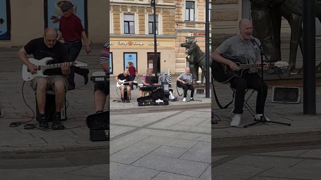 в Питере, у метро Василеостровская 28 06.2023, 2 смотреть онлайн