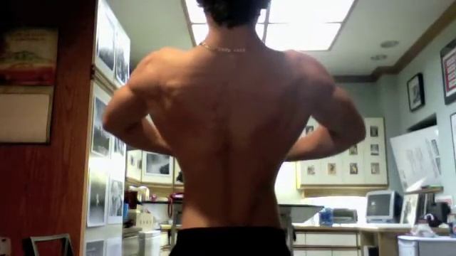 J-Flex (jacob finamore) Posing смотреть онлайн