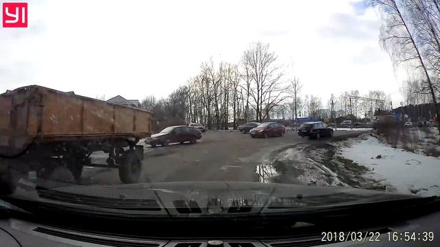 Красный на переезде,Щемыслица, Минский район смотреть онлайн