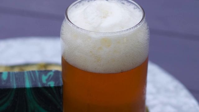 Protector of the Shower | STONE IPA | Dr. Squatch Stone Brewing Soap Review смотреть онлайн