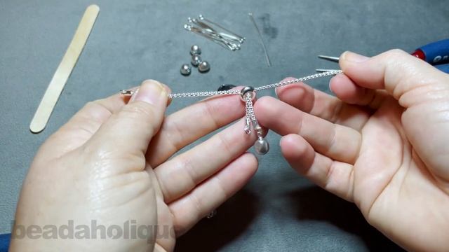 How to Make an Adjustable Bracelet with Swarovski Crystals and Pearls смотреть онлайн