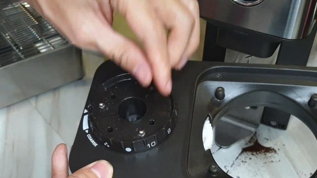 Whats wrong with this Coffee Grinder LELIT William PL72 смотреть онлайн