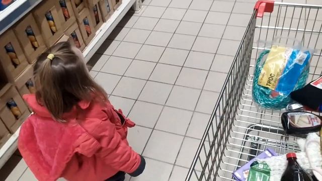 VLOG!ПОЛИЦИЯ И СКОРАЯ, ПРИЕХАЛИ ДОМОЙ.17.01.21 смотреть онлайн
